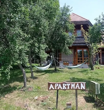Egy Makovecz Imre Tervezte Hazban Apartmán