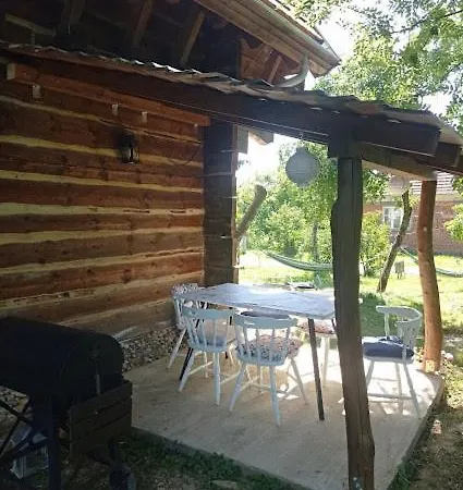 Egy Makovecz Imre Tervezte Házban Ispánk