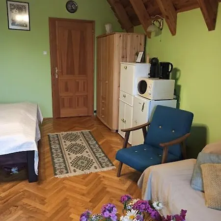 Apartment Egy Makovecz Imre Tervezte Hazban Ispank