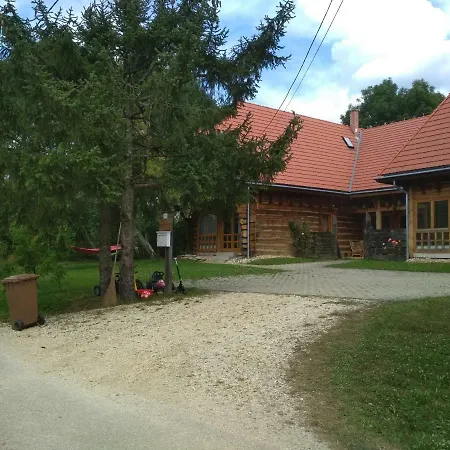 Egy Makovecz Imre Tervezte Hazban *